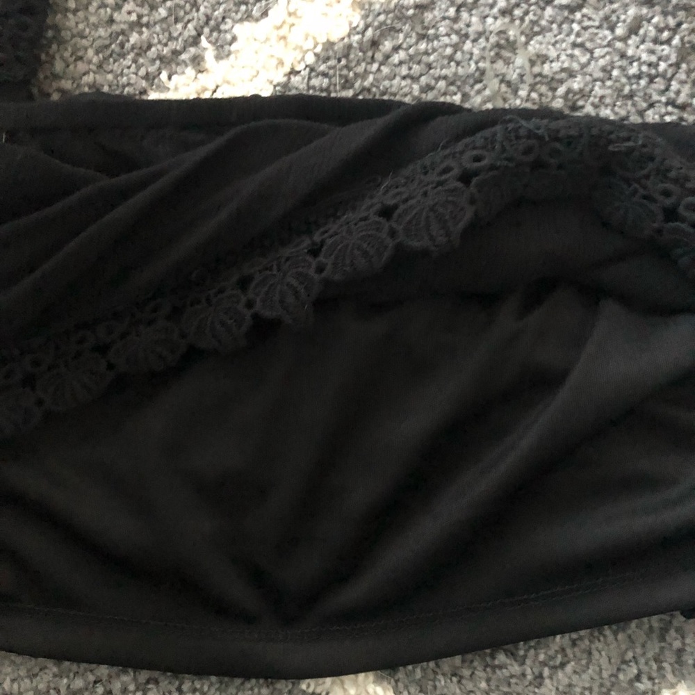 Off-The-Shoulder Crop Top - Picture 5 of 5